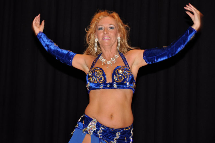 Athin&aacute; bei der Jubi&auml;umsshow am 28. Mai 2011 in Regensburg